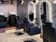 Exonic Unisex Salon