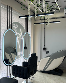 Exonic Unisex Salon photo 6
