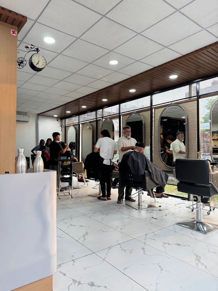 RED SALON Hair & Beauty Lounge photo 2