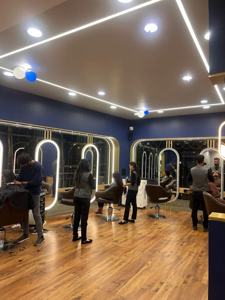 Iconic Unisex Salon